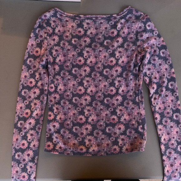 Junior's Mudd Long Sleeve Crop Top - Picture 3 of 3